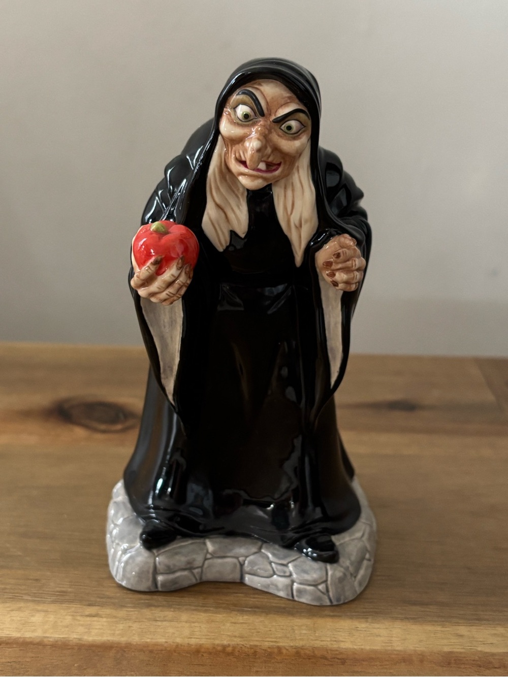 SOLD** Royal Doulton Disney Showcase the Wicked Witch Snow White and the Seven